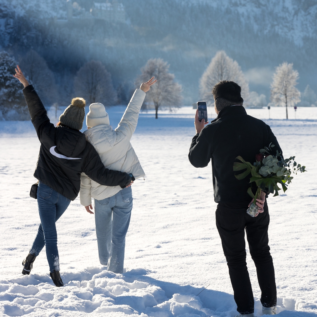 Proposal photoshoot by Tatiana, Localgrapher at Neuschwanstein Castle