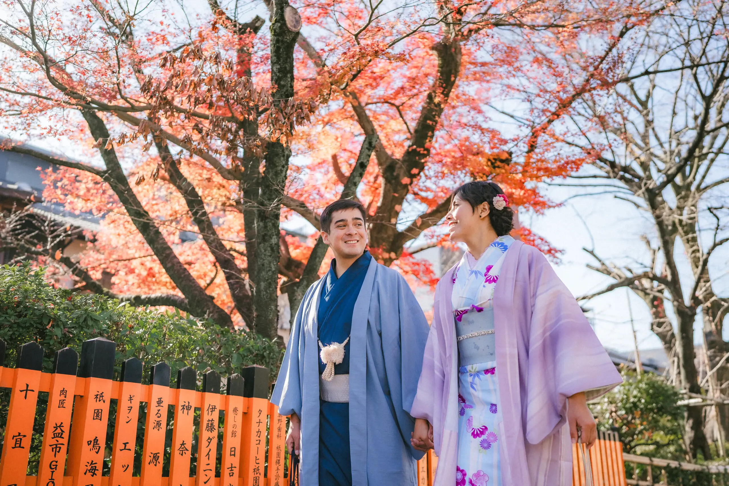 Couple's photoshoot by Daruma, Localgrapher in Kyoto