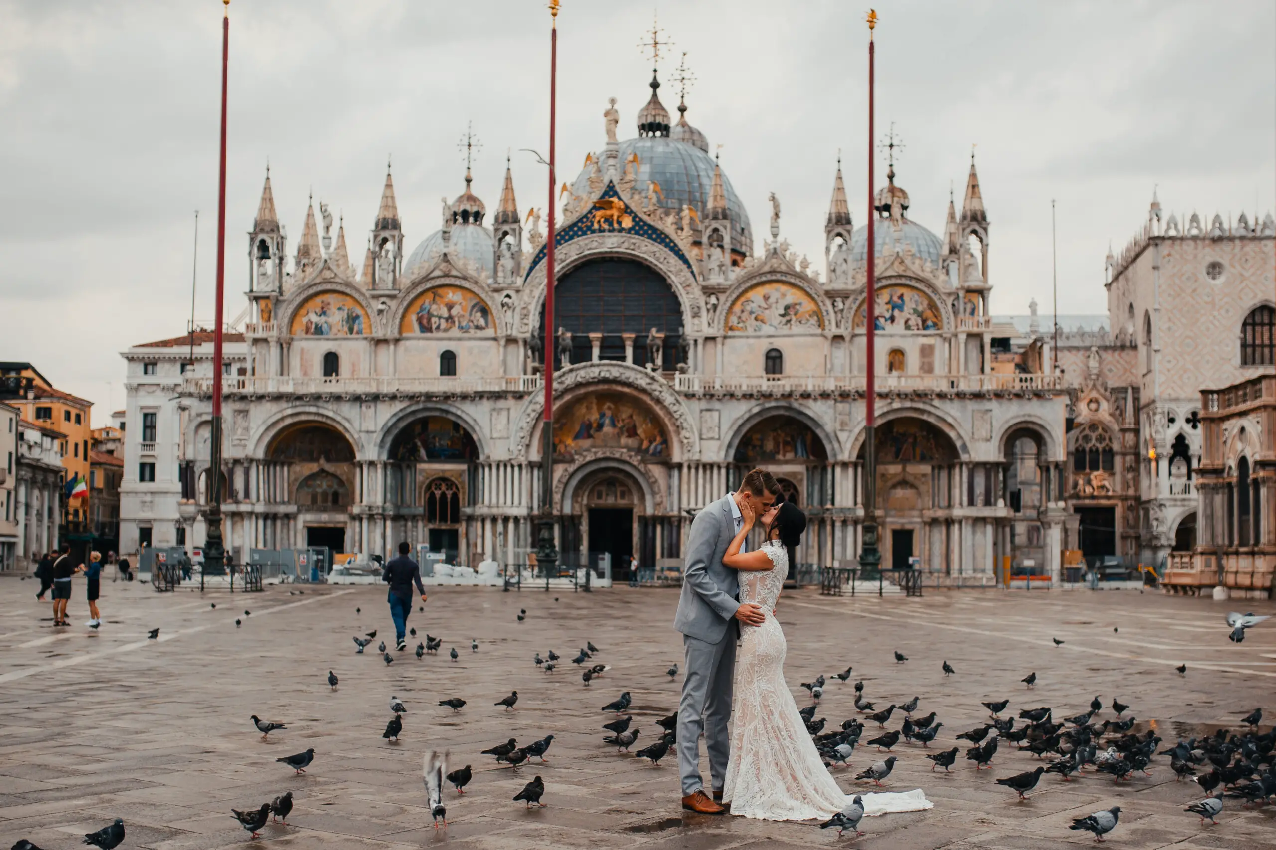 Wedding photoshoot by Bethany, Localgrapher in Venice