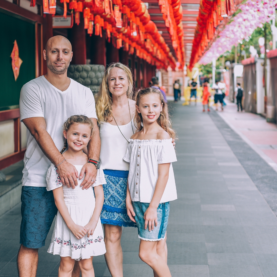 Family photoshoot by Renis, Localgrapher in Singapore