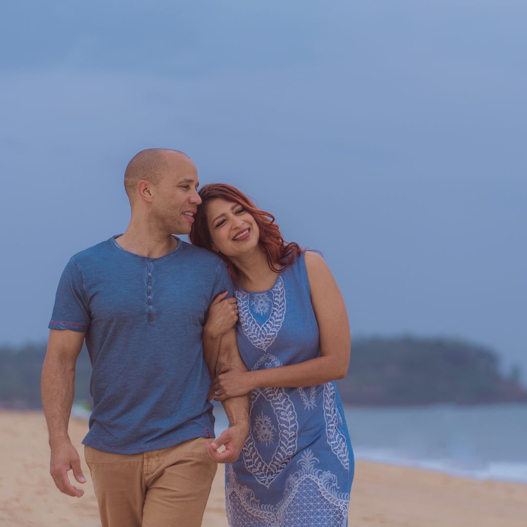 Engagement photoshoot by Shammi, Localgrapher in North Goa