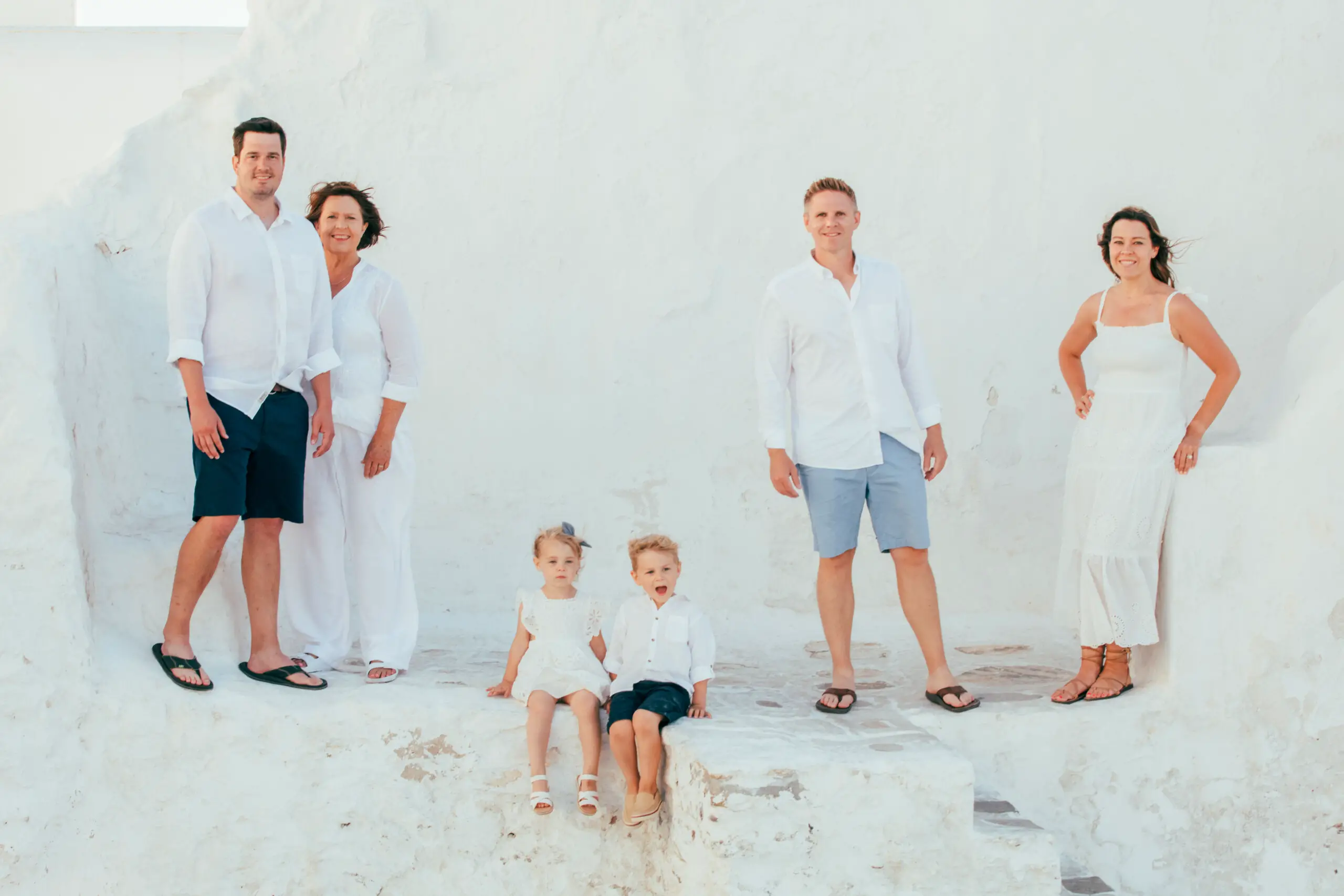 Family photoshoot by Dionysis, Localgrapher in Mykonos
