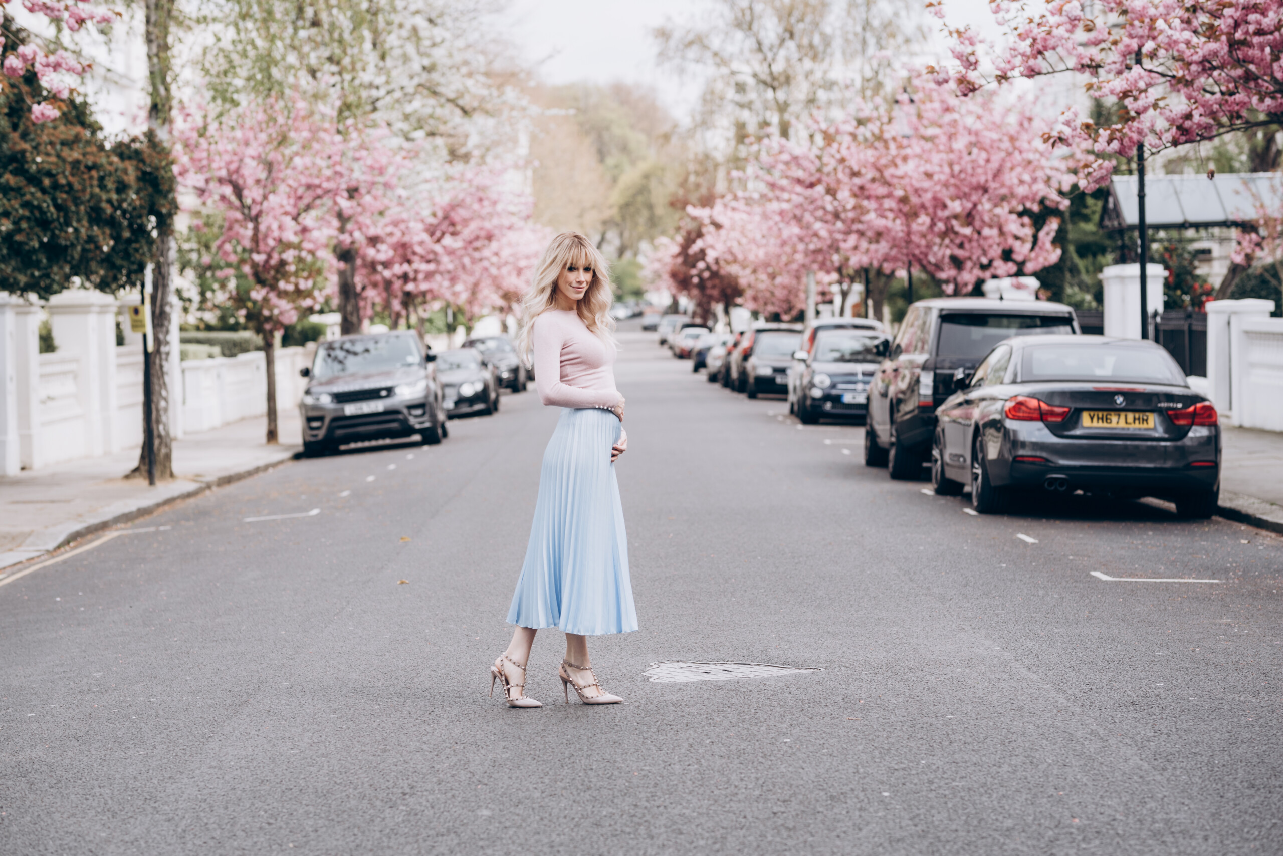 Maternity photoshoot by Natasha, Localgrapher in London