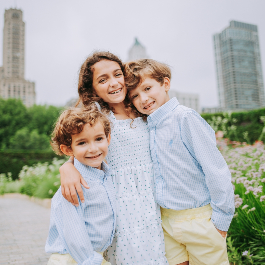 Family photoshoot by Ryan, Localgrapher in Chicago