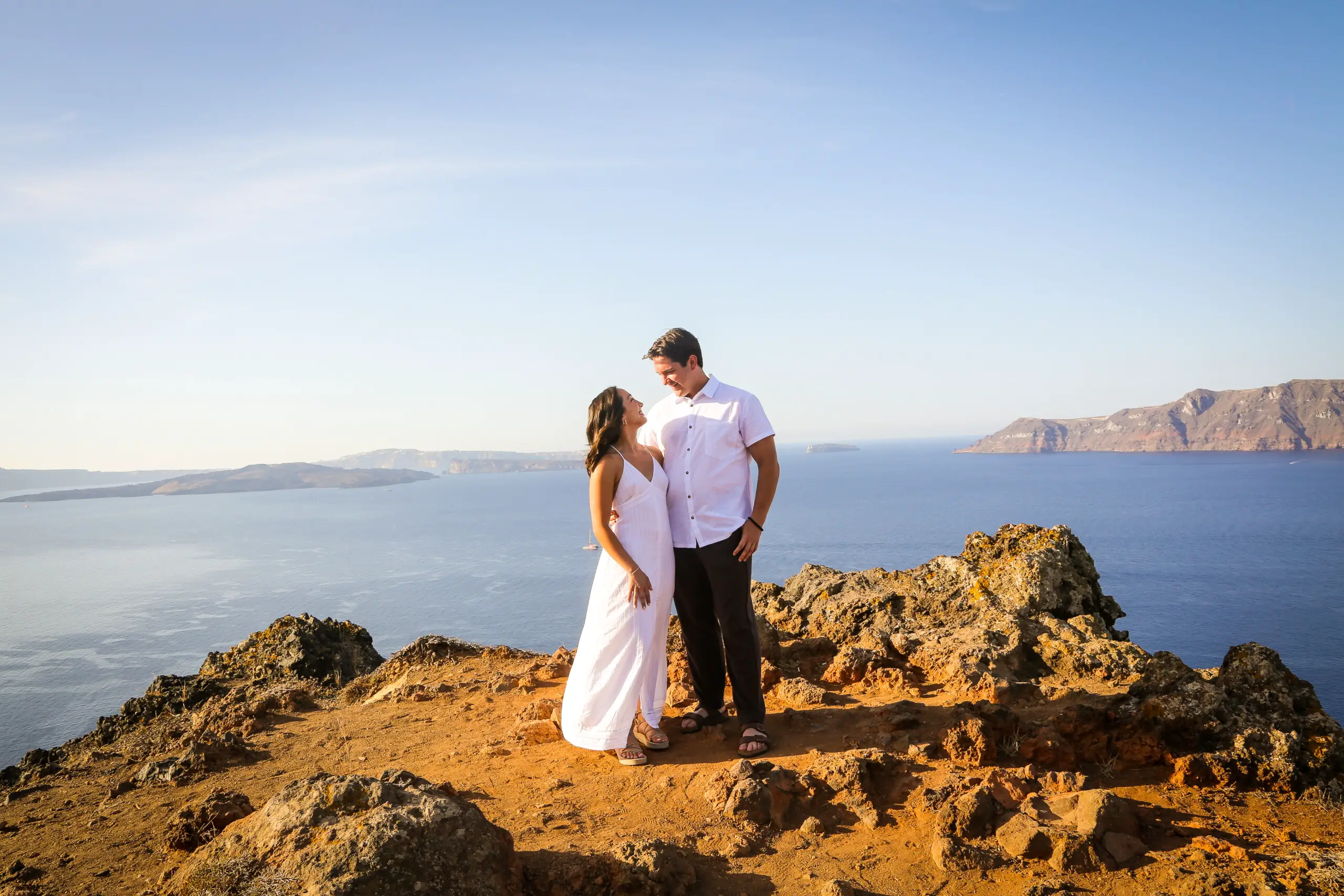 Engagement photoshoot by Athanasios, Localgrapher in Santorini