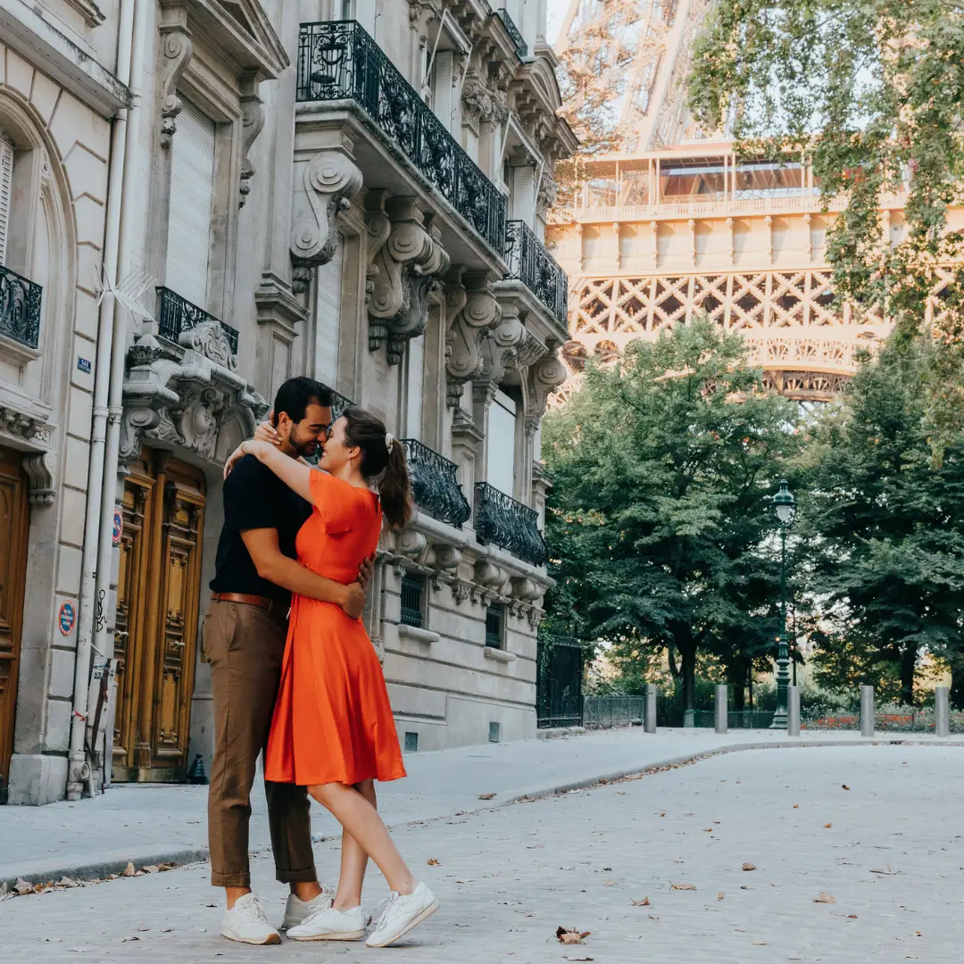 Engagement photoshoot by Daniel, Localgrapher in Paris