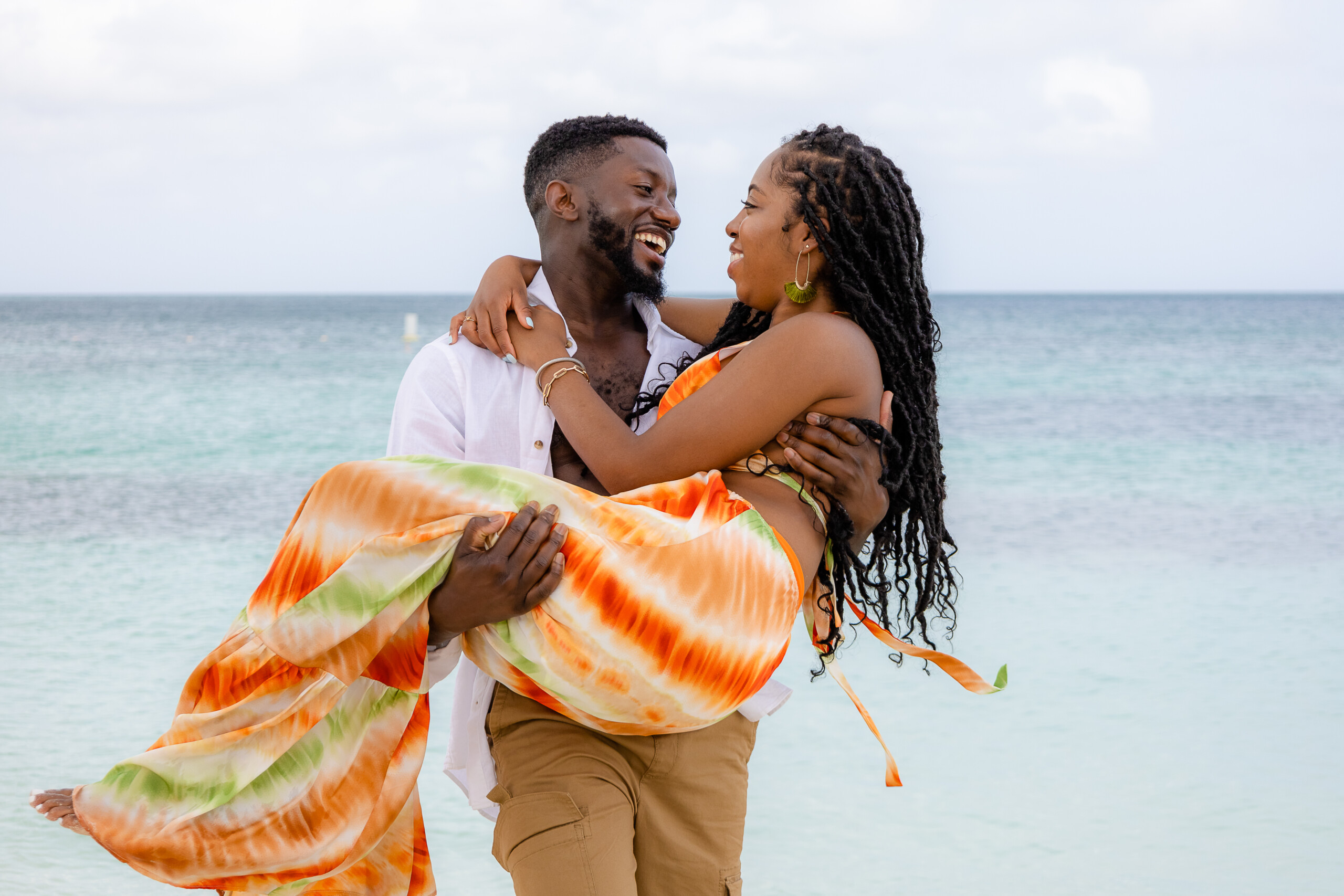 Couple's photoshoot by Leo, Localgrapher in Aruba