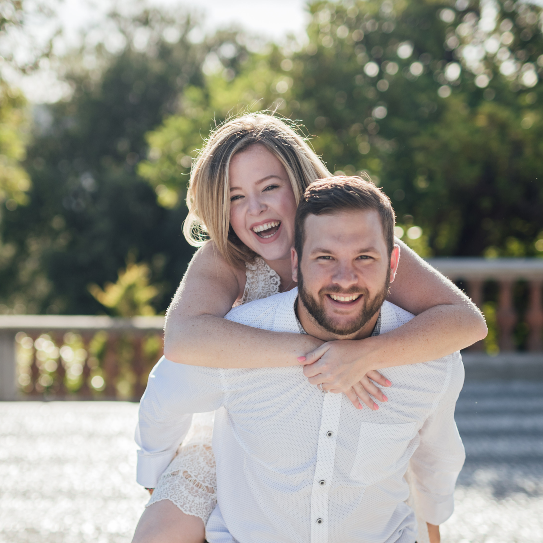 simple couple photo pose