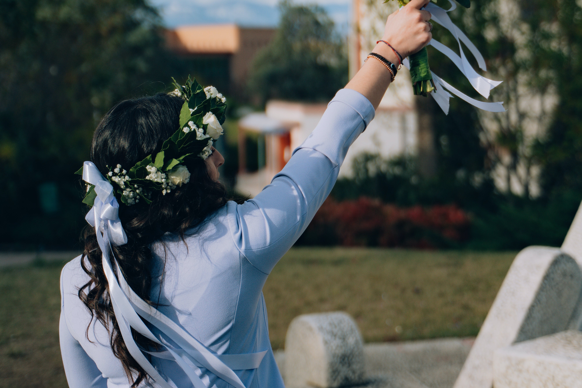 what to wear for college graduation pictures