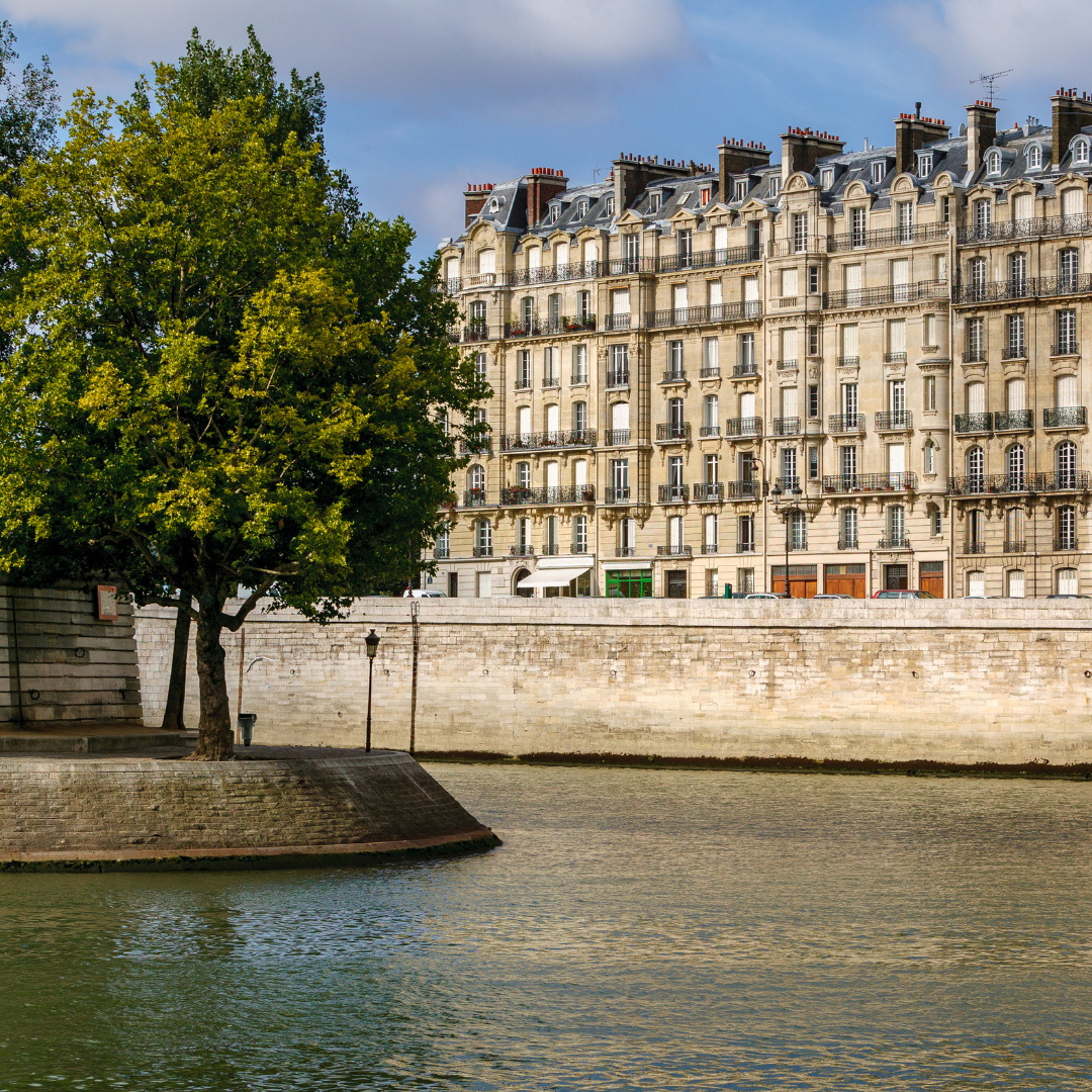 photoshoot in paris
