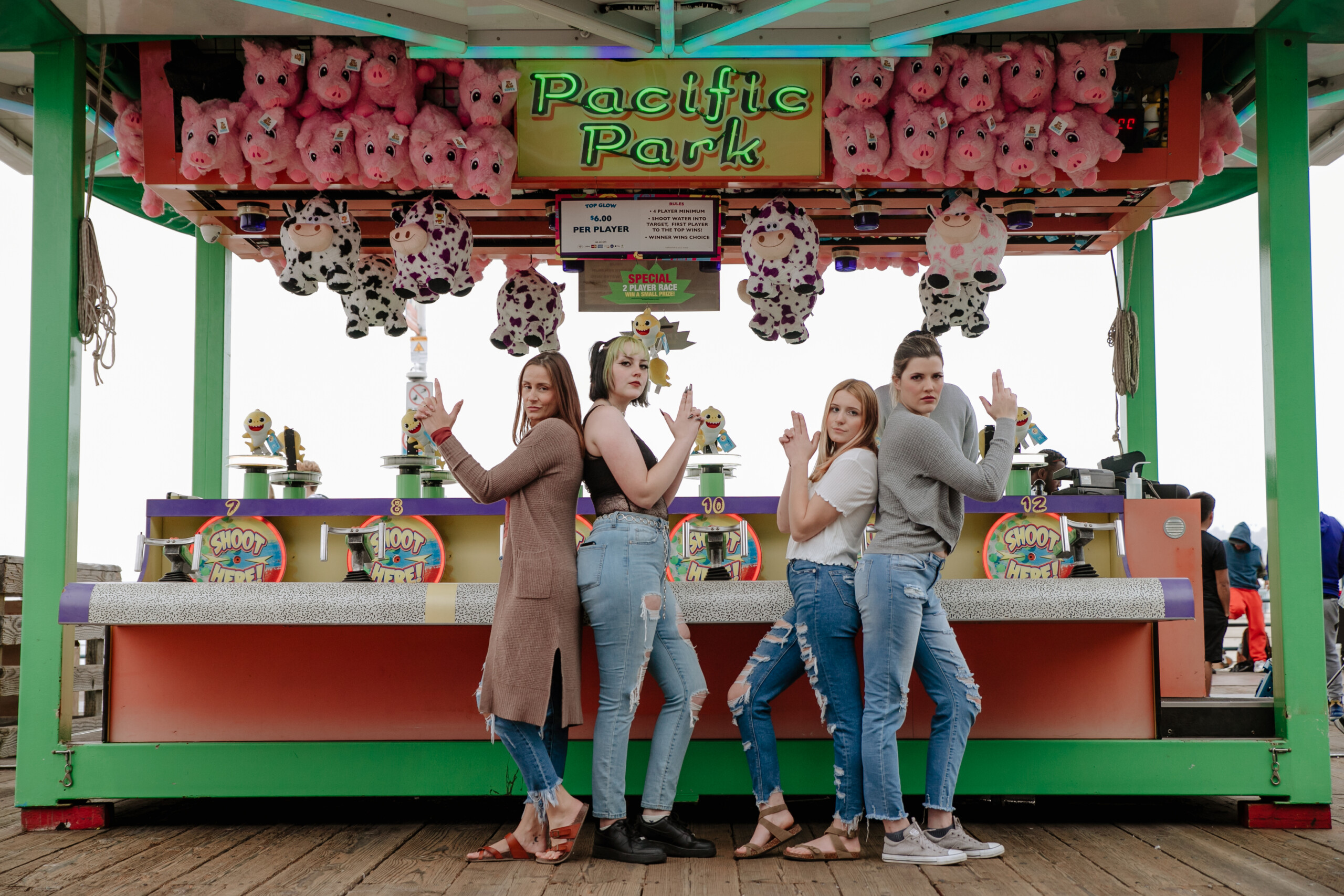 Friends photoshoot by Leyre, Localgrapher in Santa Monica