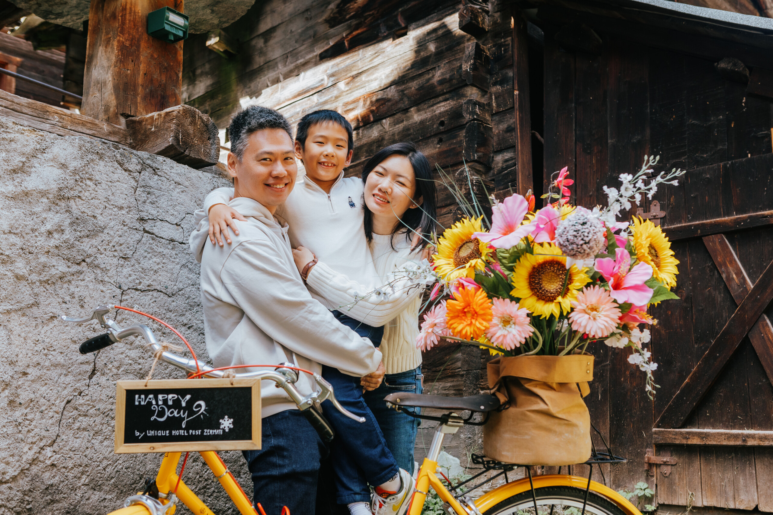 Family photoshoot by Juan, Localgrapher in Zermatt