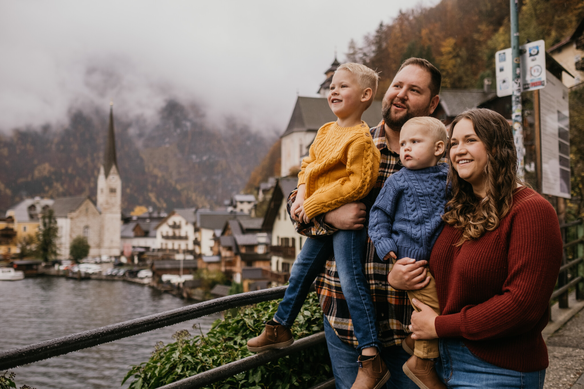 20 Best Colors for Family Pictures Outside for Spring, Summer, Fall ...
