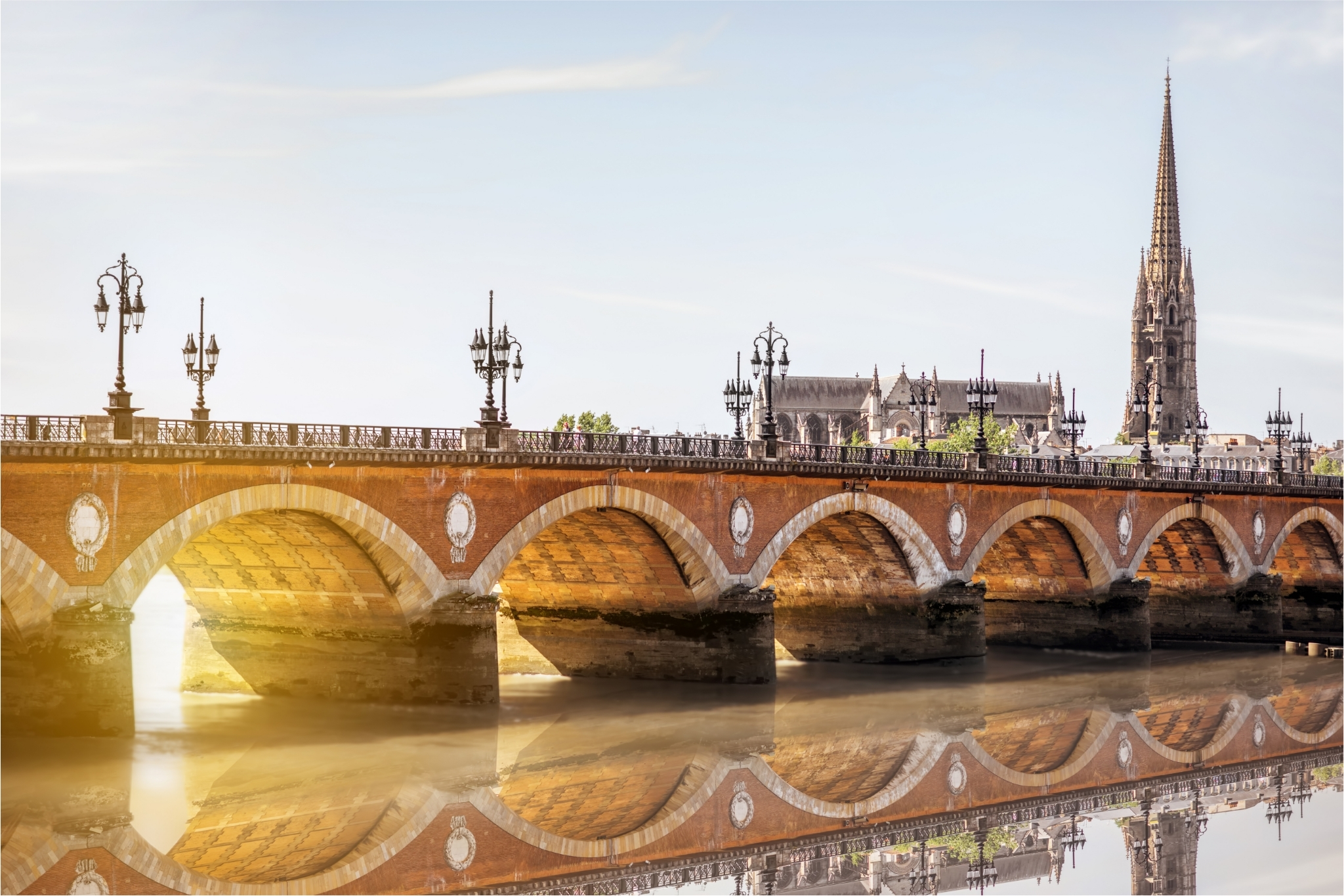 Bordeaux Photography: Exploring the City's Charm Through the Lens of Vacation Photographers