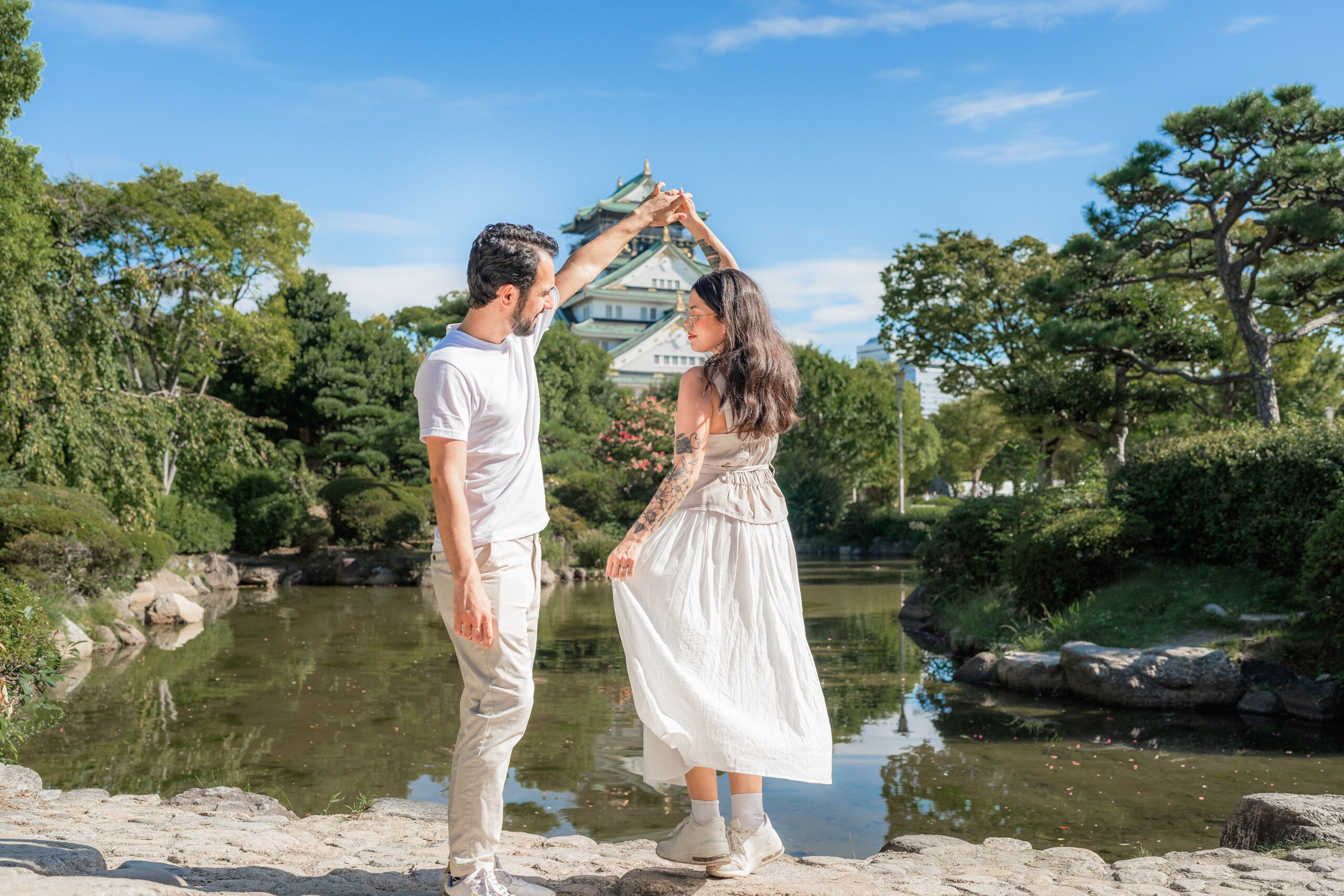 Couple photoshoot by Daruma, Localgrapher in Osaka