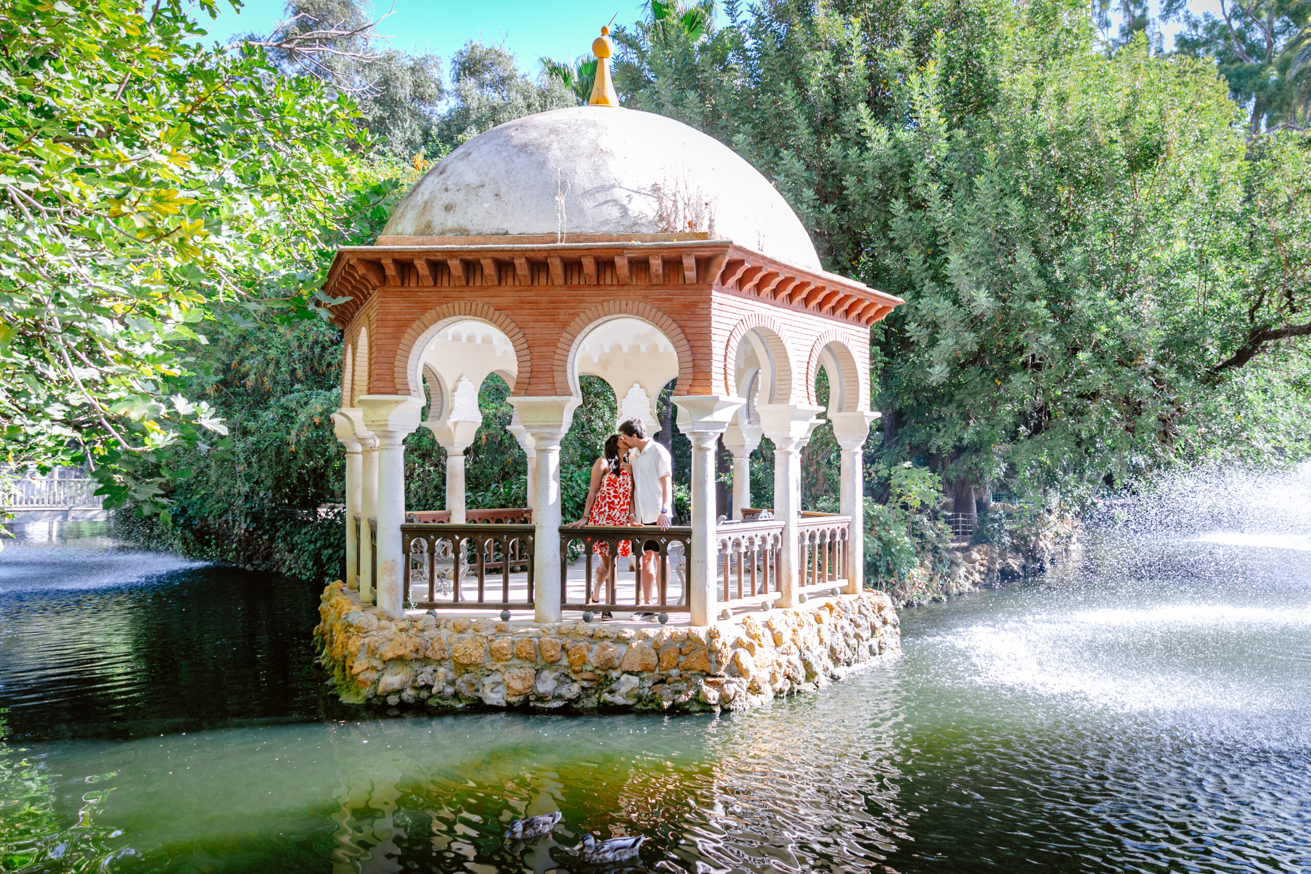 Proposal photoshoot by Victoria, Localgrapher in Seville