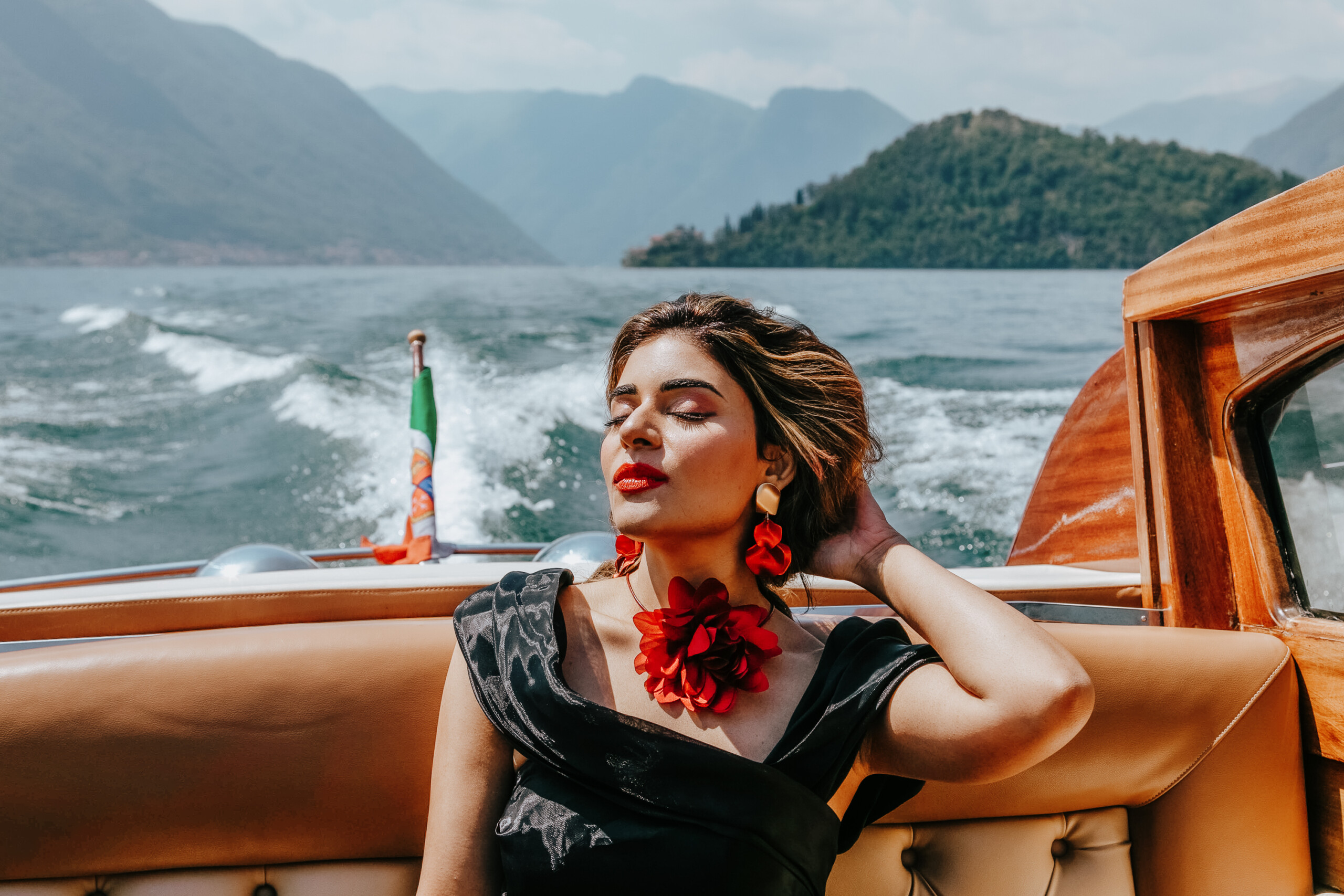 Solo photoshoot by Luca, Localgrapher at Lake Como