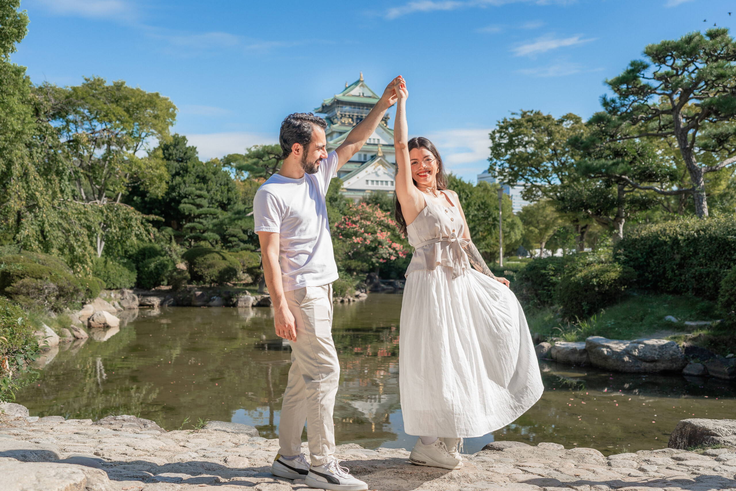 Engagement photoshoot by Daruma, Localgrapher in Osaka