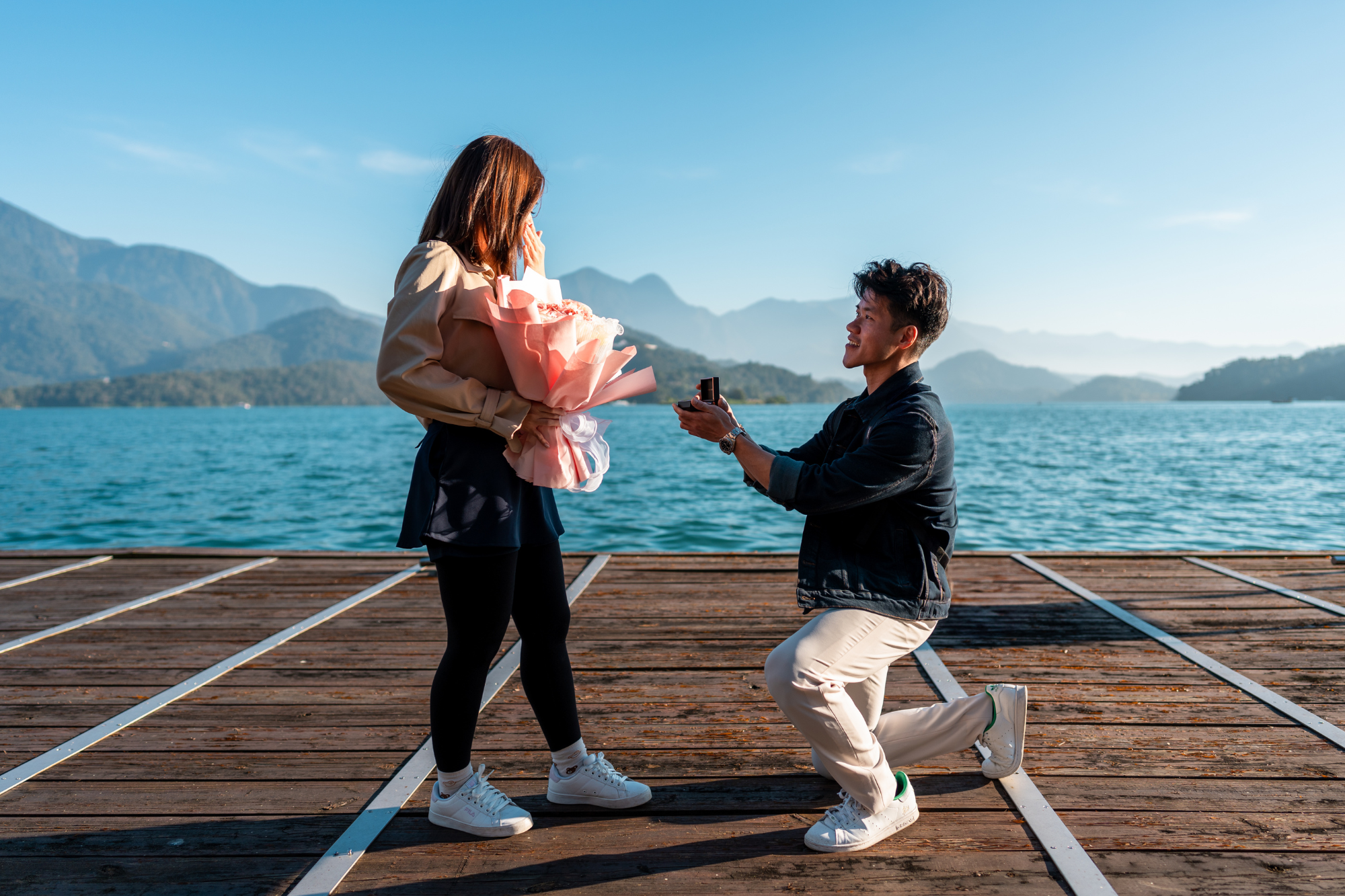 Secret proposal Taipei ring moment captured candidly