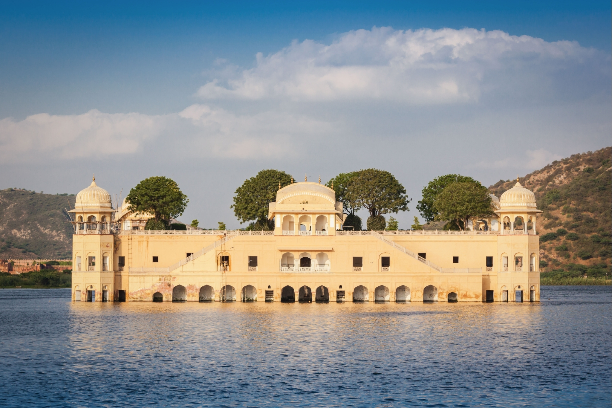 Planning a Secret Proposal in Jaipur? A Local Photographer's Step-by-Step Guide (2026)
