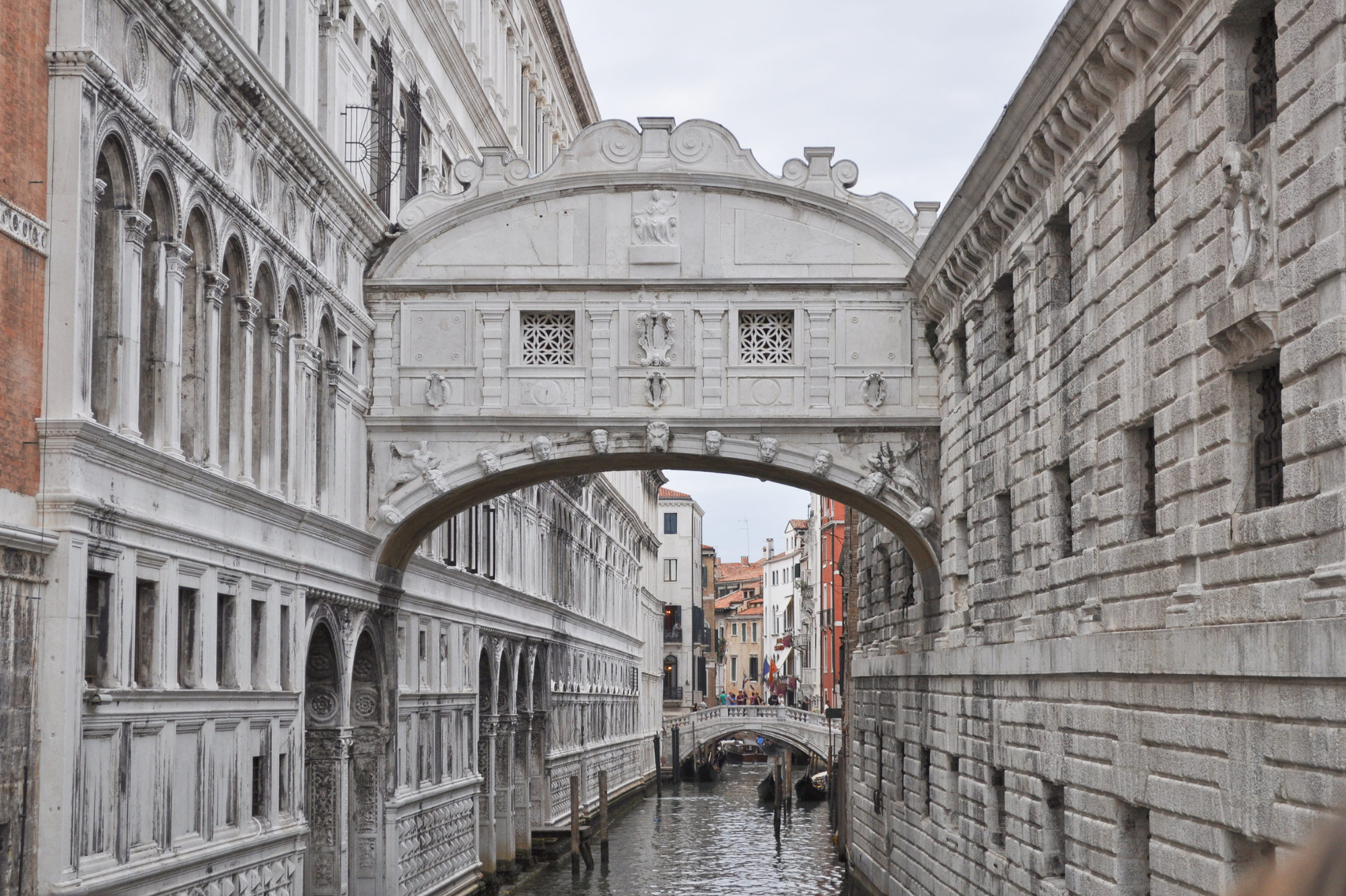 secret proposal spot in venice: Ponte della Paglia and the Bridge of Sighs at Sunrise