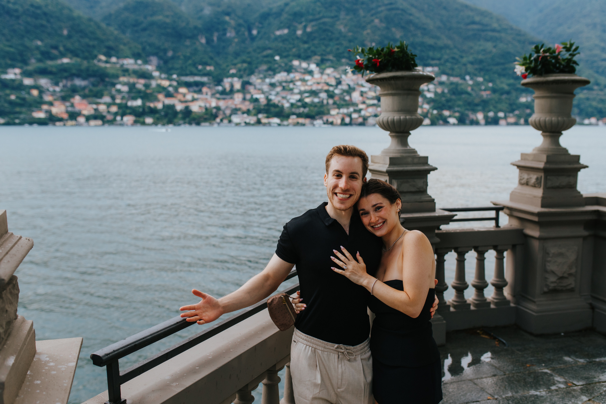 Couple photoshoot by Luca on Lake Como