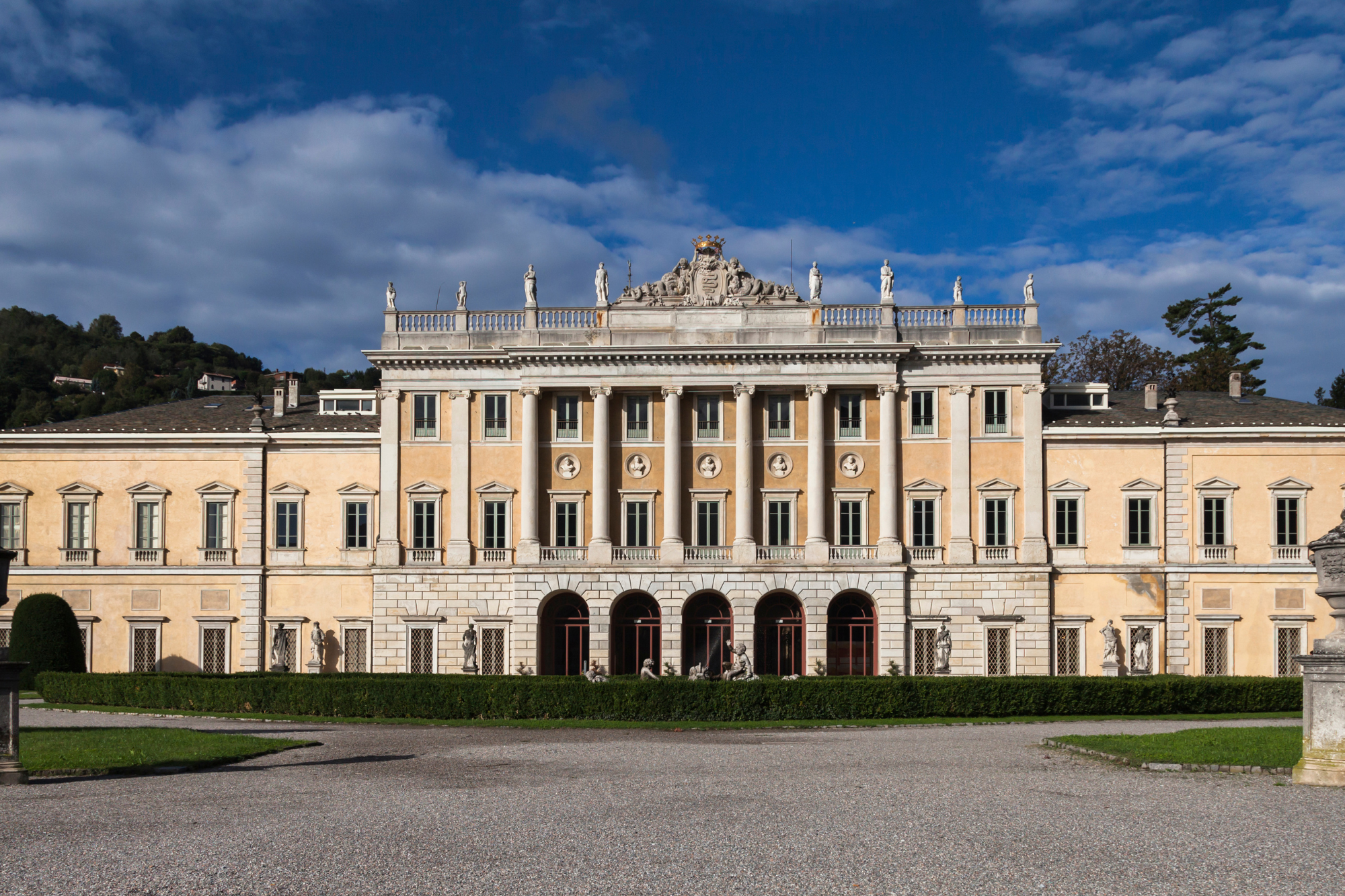 Villa Olmo Park, Como Neoclassical front lawn and lakeside pier at Villa Olmo park in Como city, Lake Como
