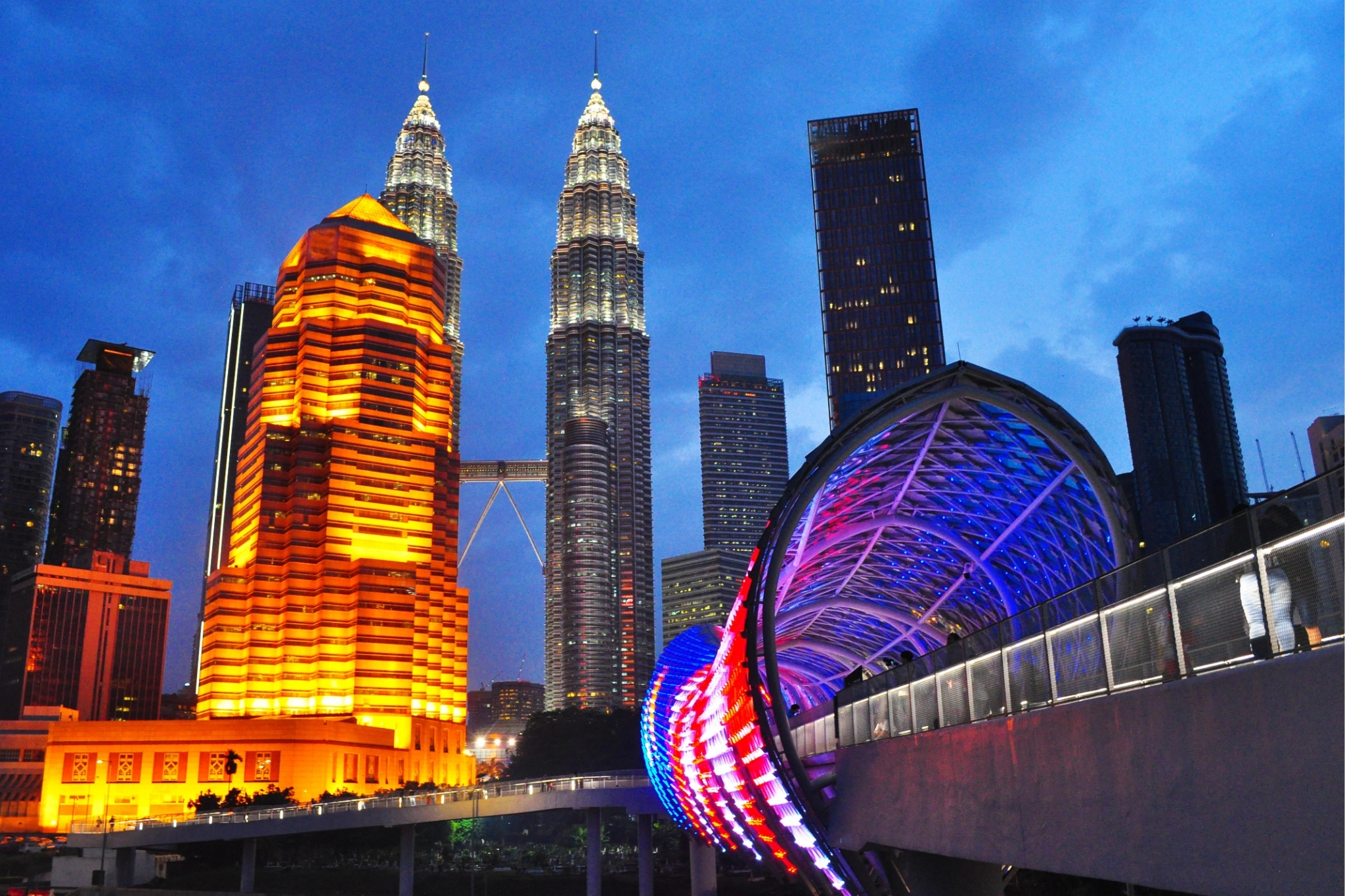 Saloma Link Bridge LED lights with Petronas Towers