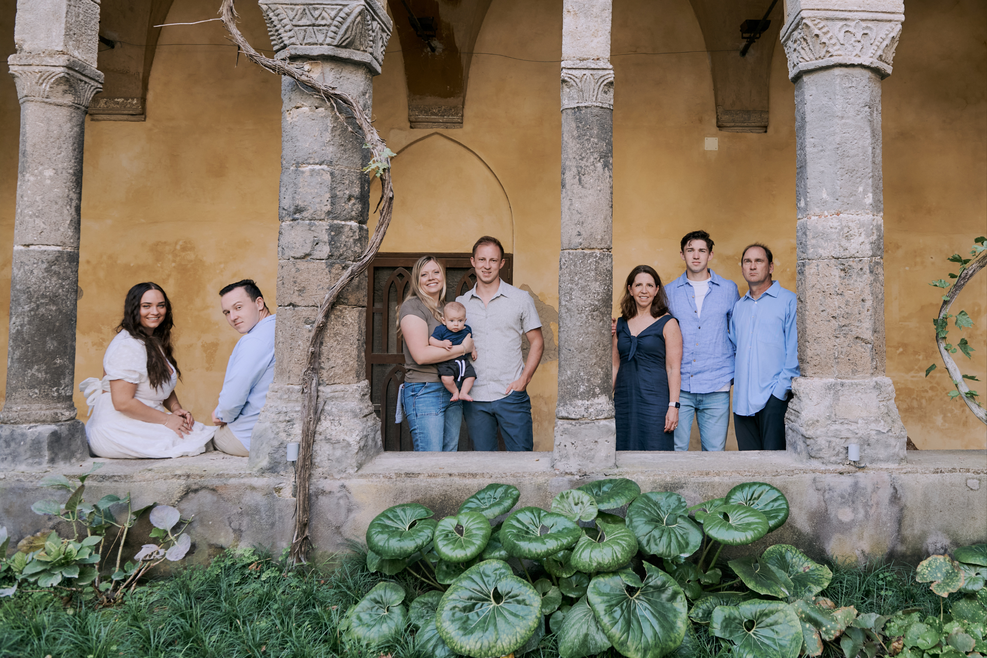 family posing in sorrento during a photoshoot