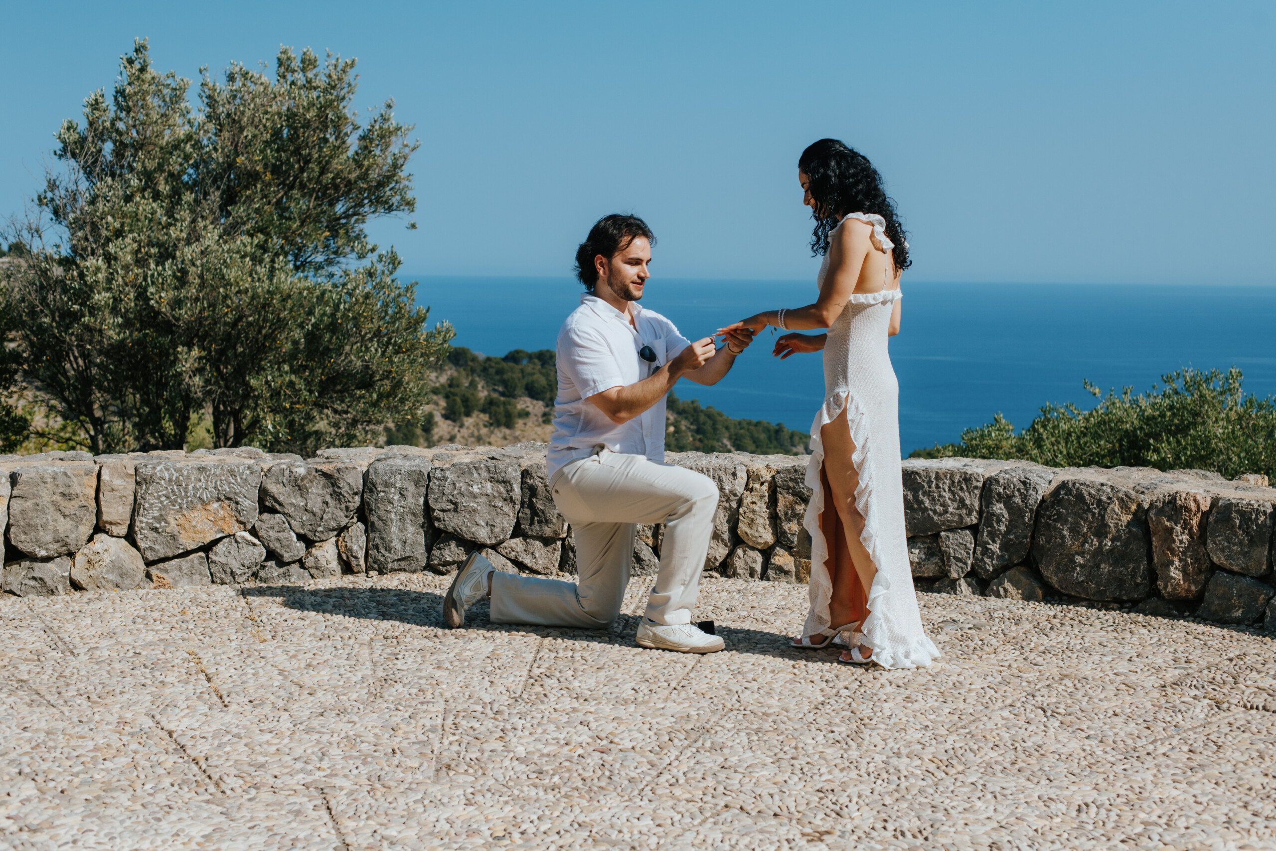 Couple during proposal in Mallorca